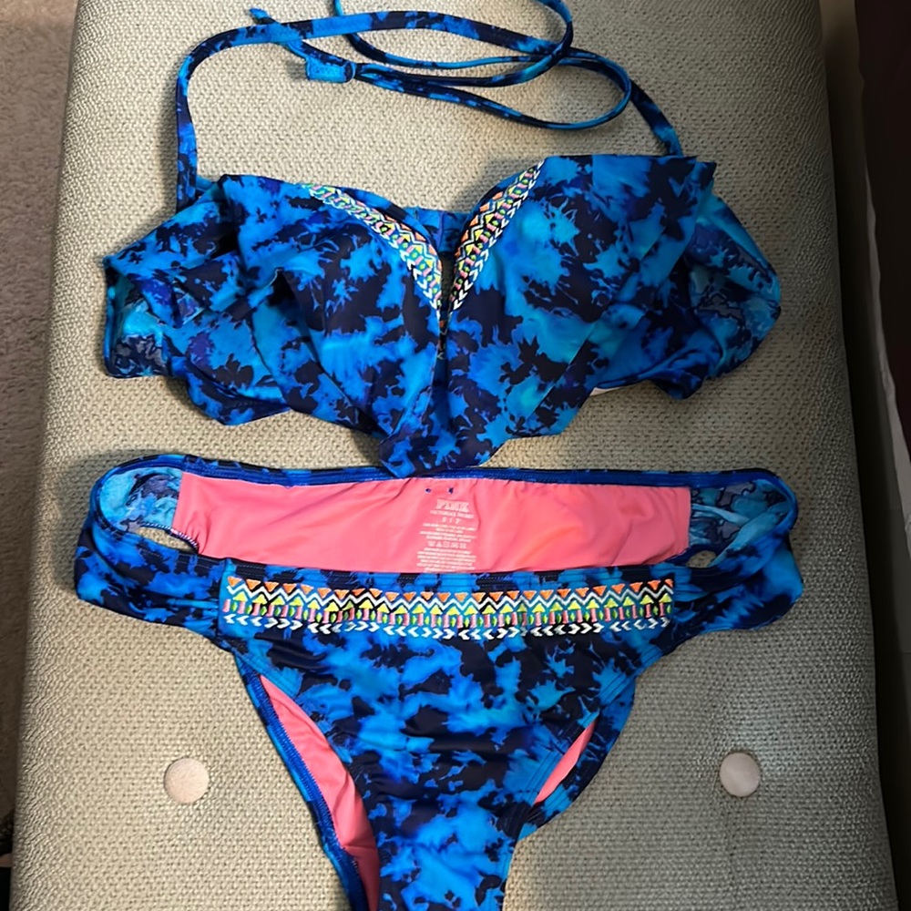Victoria Secret bikini size small. Never worn.